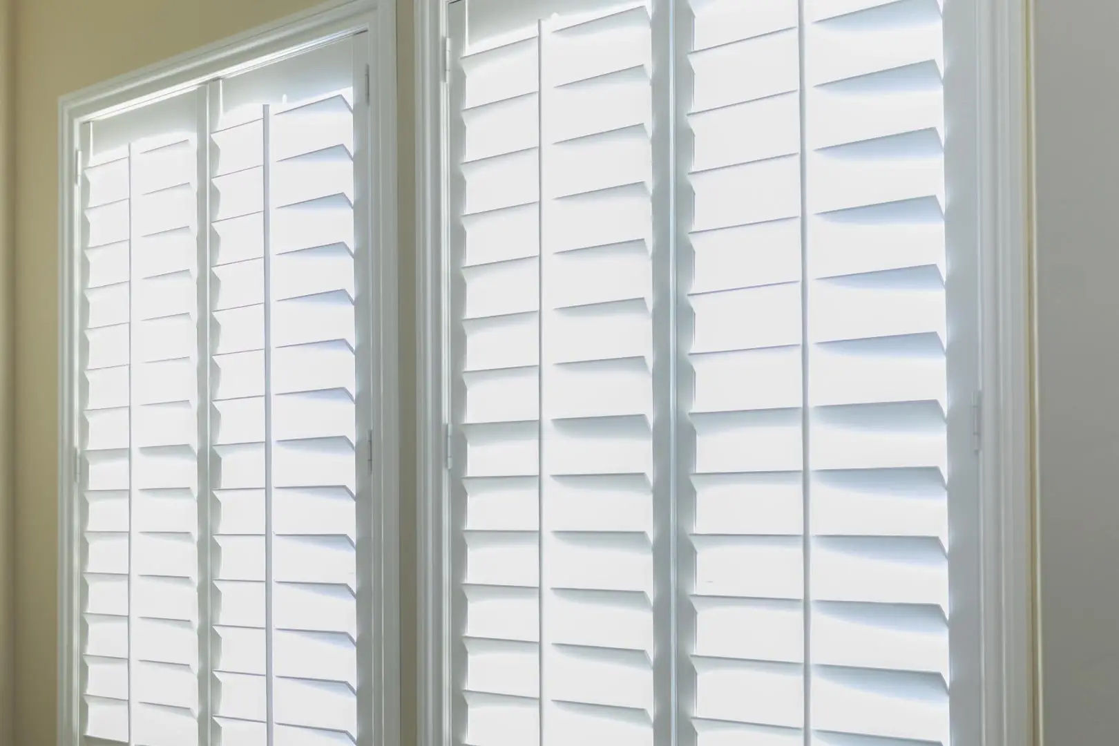 signature-shutters-Dayton-custom-shutter-manufacturing-and-installation signature shutters Dayton custom shutter manufacturing and installation