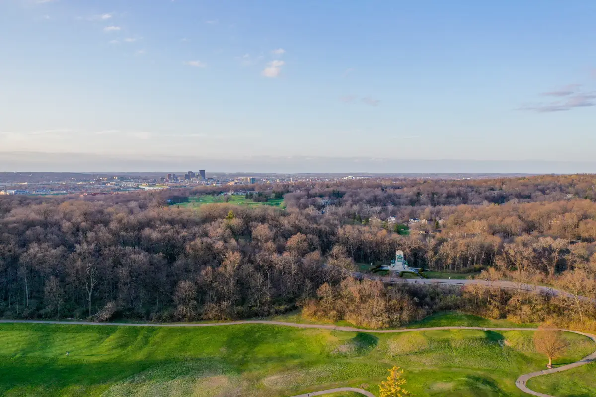 bellbrook-oh-1200px | Signature Shutters and Blinds A broad landscape view of the Dayton, OH, metropolitan area featuring blue skies and many trees